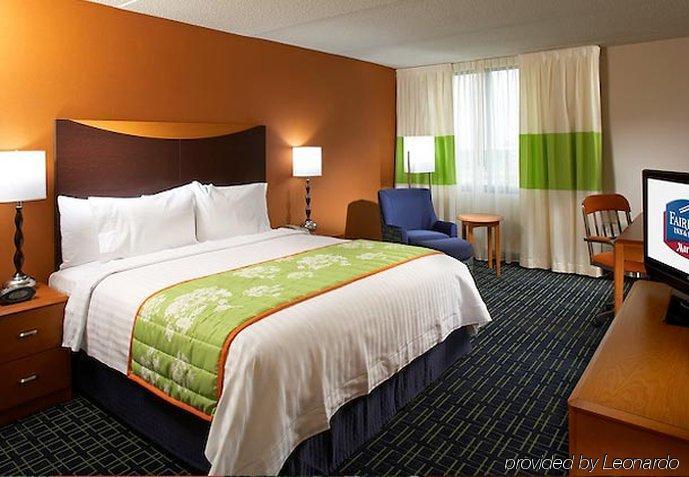 Fairfield Inn & Suites By Marriott Cleveland Бичвуд Номер фото