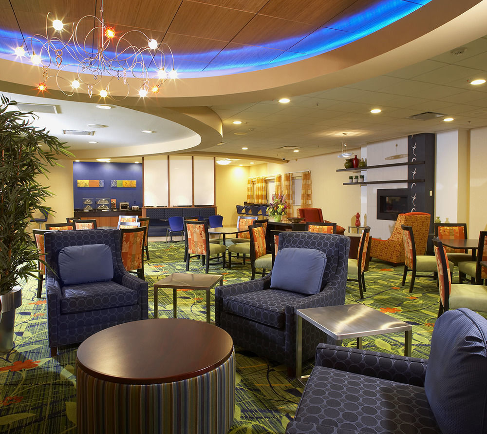Fairfield Inn & Suites By Marriott Cleveland Бичвуд Экстерьер фото