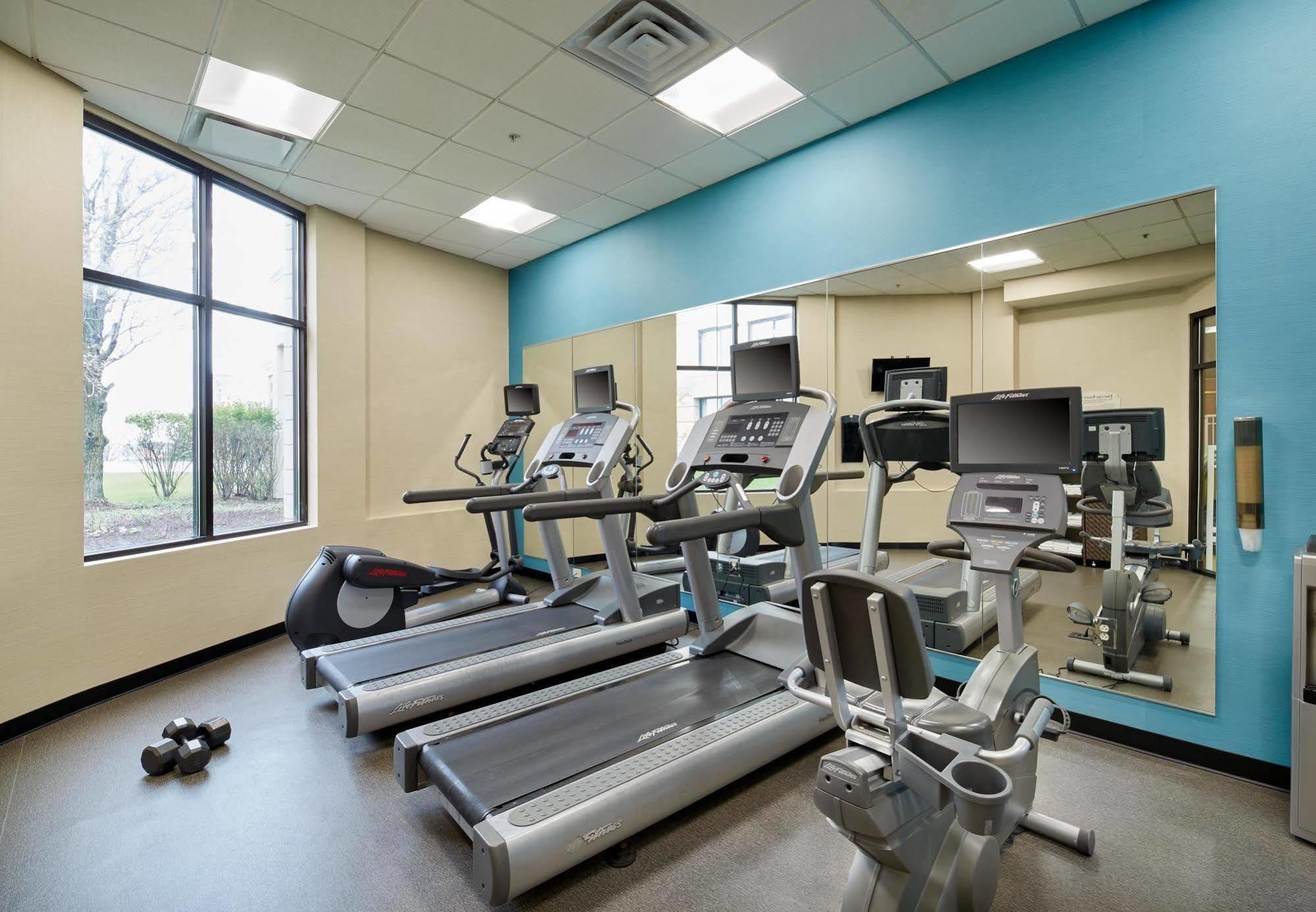 Fairfield Inn & Suites By Marriott Cleveland Бичвуд Экстерьер фото